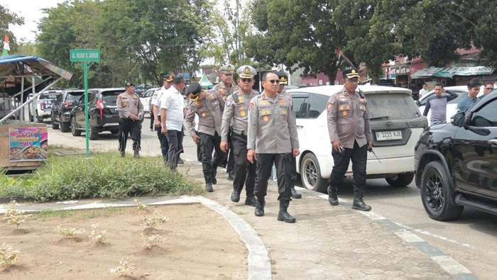 Kapolda Riau-Stafsus Wapres Cek Kesiapan Pacu Jalur Pastikan Pengamanan Maksimal 